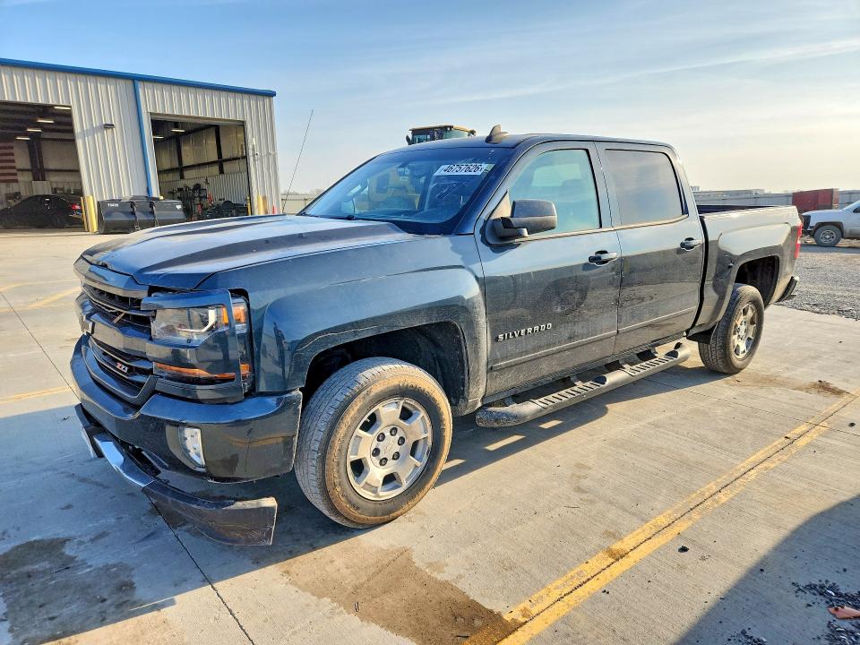 2018 CHEVROLET SILVERADO — VIN 3GCUKREC7JG492932