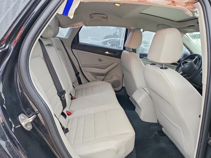 3VW7M7BU2RM029258