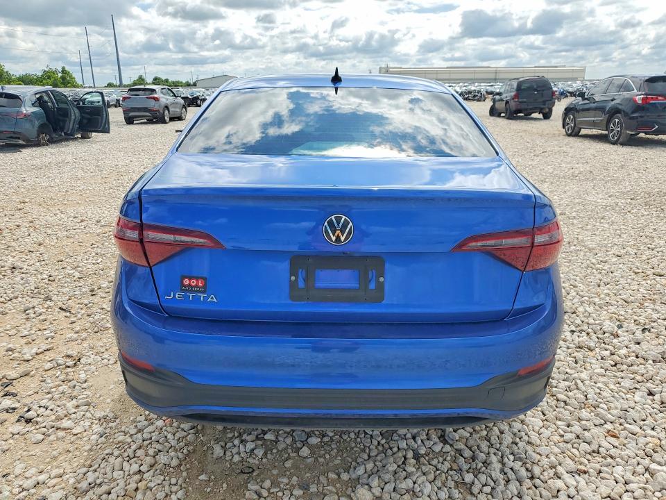 3VW5M7BU6PM021104