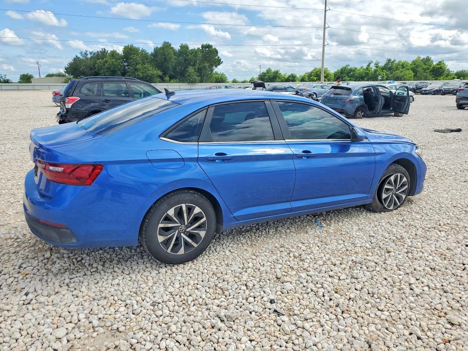 3VW5M7BU6PM021104