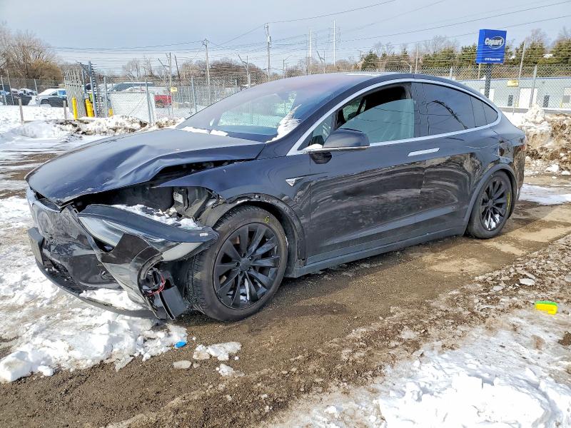5YJXCAE29HF040564