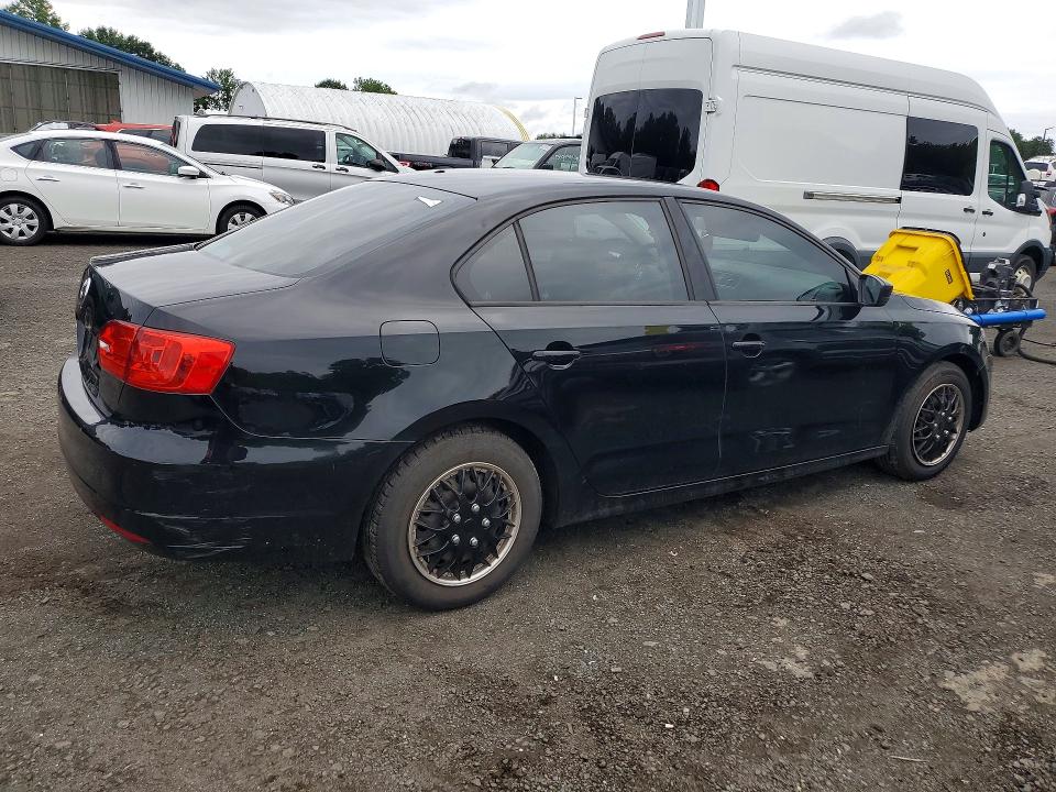 3VW2K7AJ5EM417635