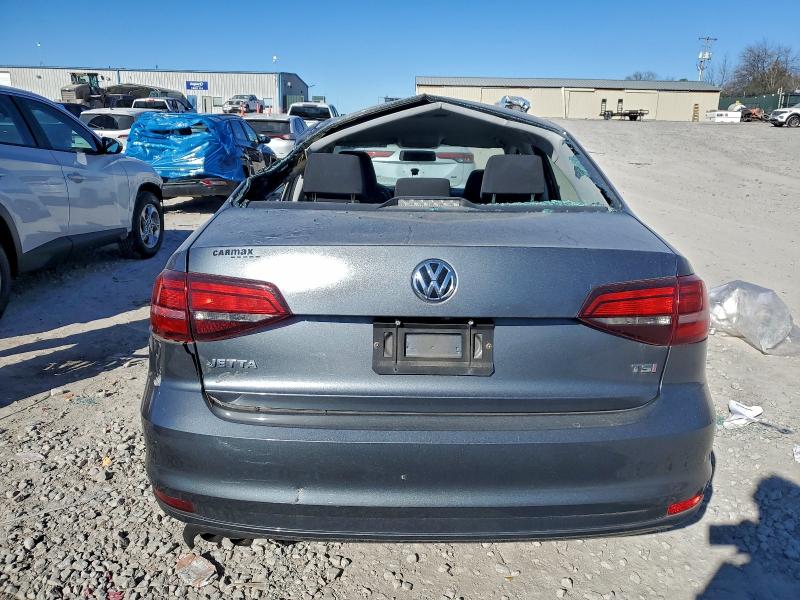 3VW2B7AJ0HM266711