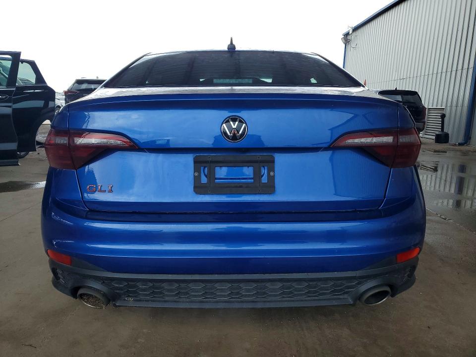 3VW1T7BU3NM014285