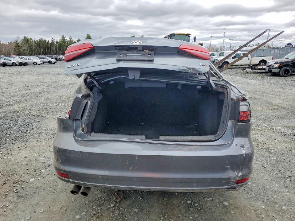 3VW267AJ3GM385565