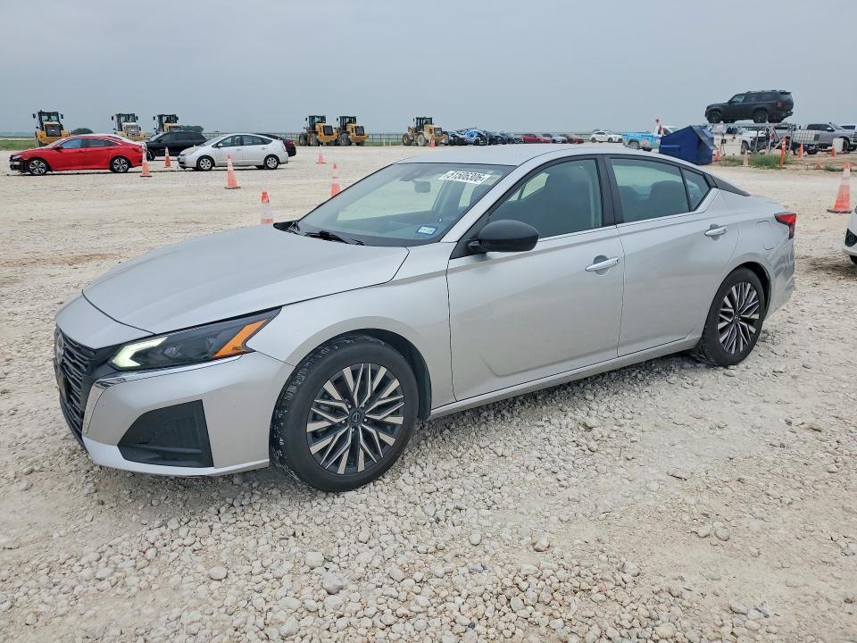 1N4BL4DV4RN304662