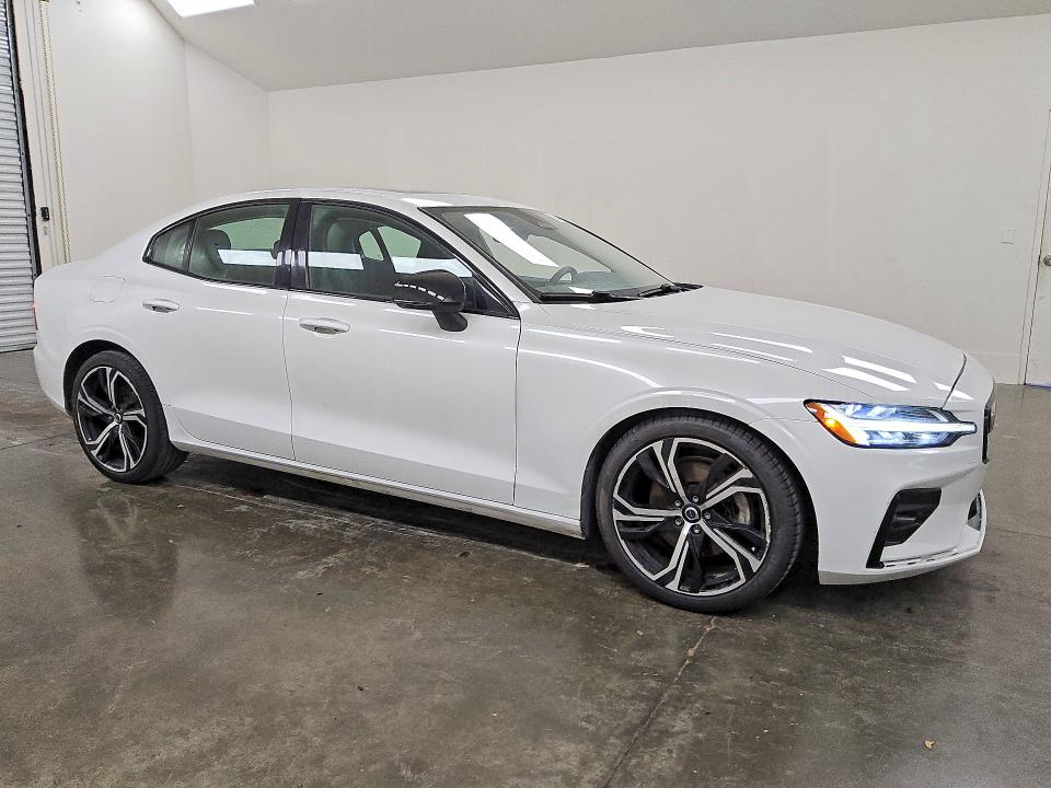 7JRL12FK2RG319002