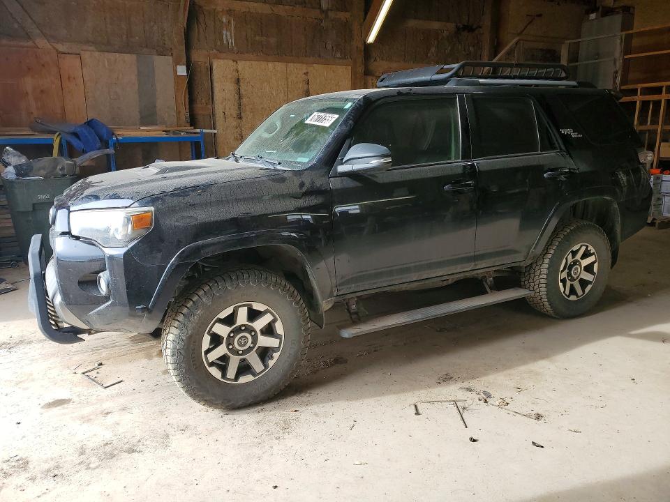 2018 TOYOTA 4RUNNER — VIN JTEBU5JR5J5523957