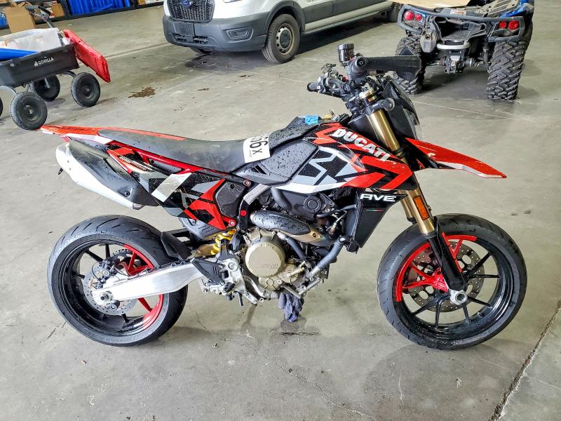2025 DUCATI HYPERMOTARD — VIN ZDMBAS2N7SB004200