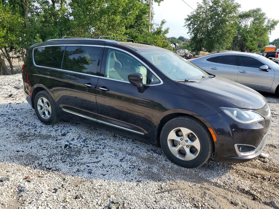 2C4RC1EG6HR689201