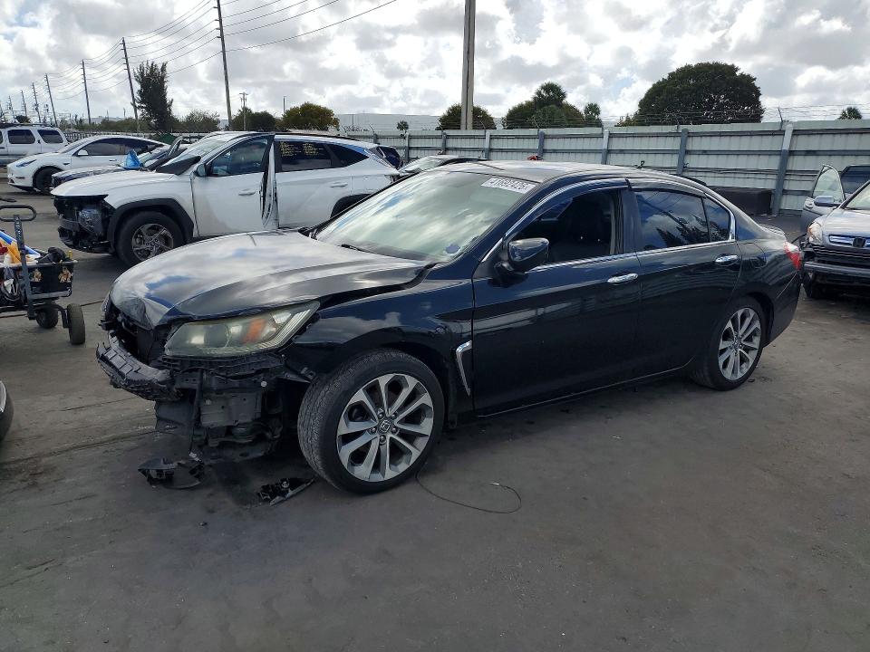2015 HONDA ACCORD — VIN 1HGCR2E56FA076359