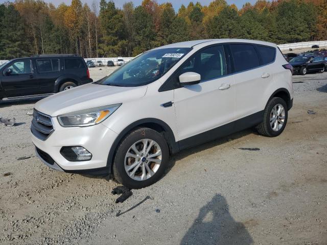 2017 FORD ESCAPE SE — VIN 1FMCU0GDXHUE22724