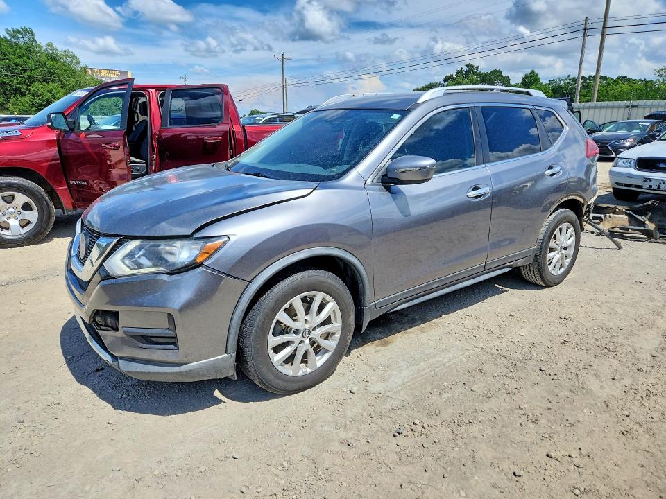 2018 NISSAN ROGUE — VIN KNMAT2MT1JP621879
