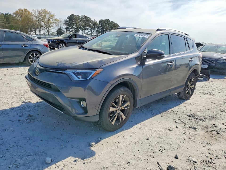 2018 TOYOTA RAV4 — VIN JTMRFREV3JJ723643