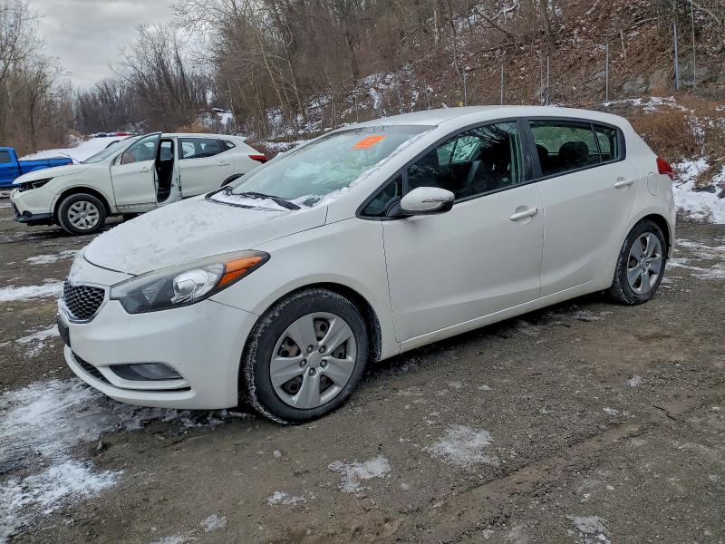 2016 KIA FORTE LX — VIN KNAFK5A84G5605641