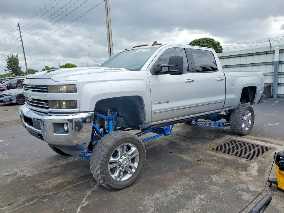 2015 CHEVROLET SILVERADO — VIN 1GC1KWE83FF172786