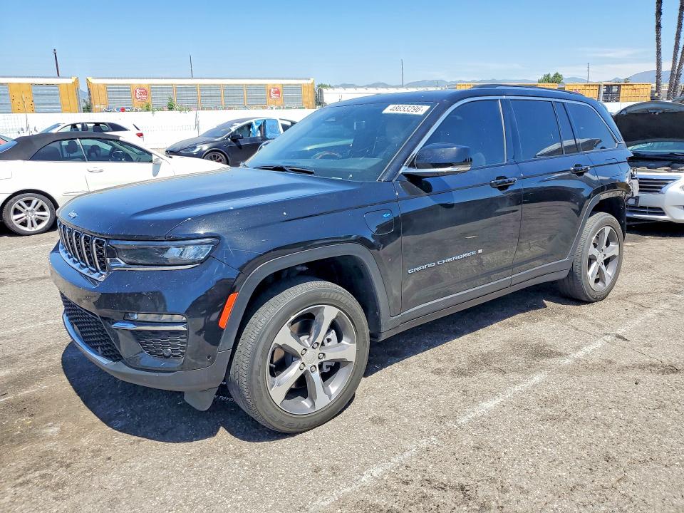 2024 JEEP GRAND CHEROKEE — VIN 1C4RJYB64R8942037