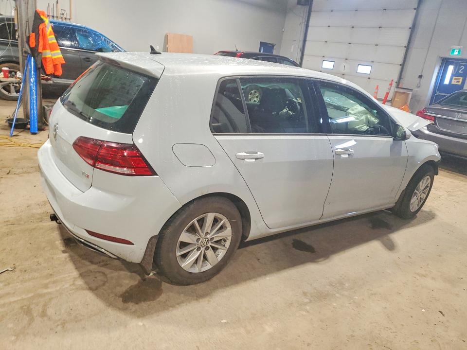 3VWG17AU5JM292701