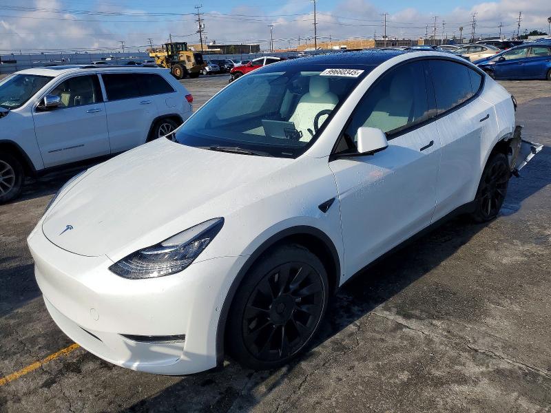 2022 TESLA MODEL Y — VIN 7SAYGDEE7NF512246