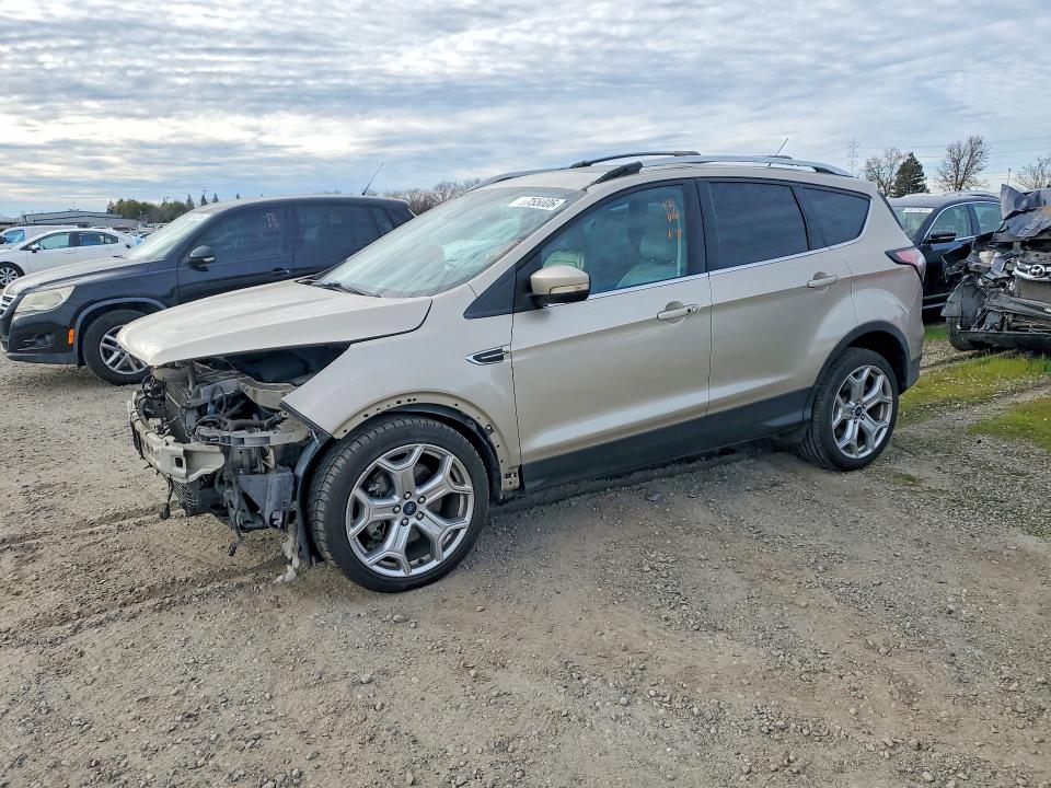 2017 FORD ESCAPE — VIN 1FMCU9J97HUD59526