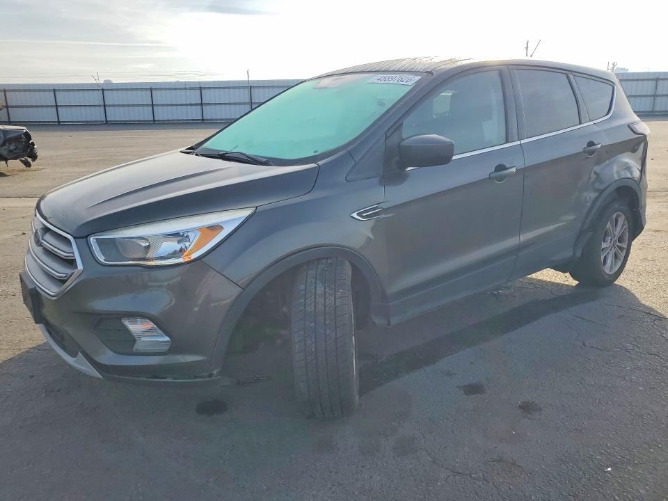 2017 FORD ESCAPE — VIN 1FMCU0GD5HUF08748