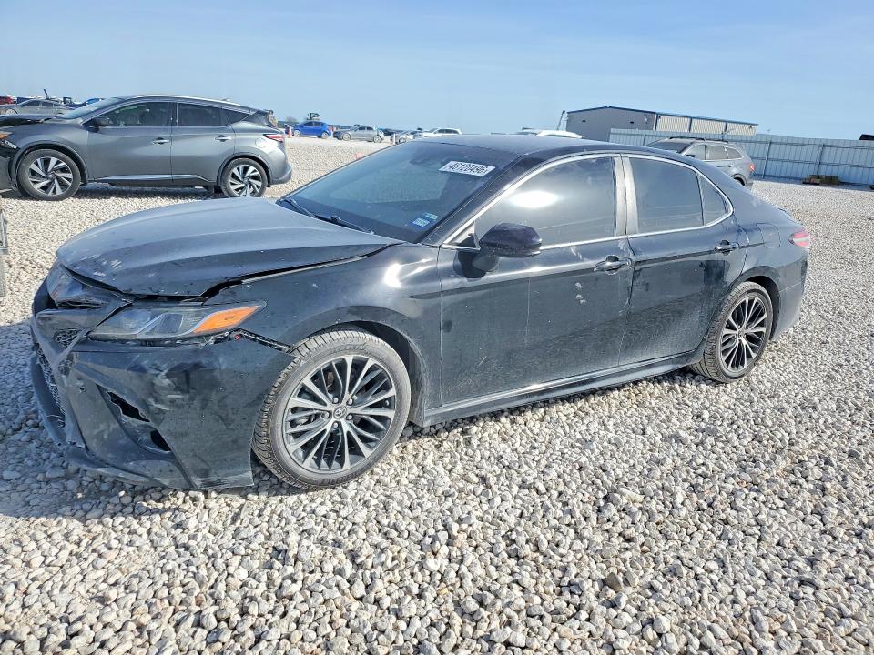2018 TOYOTA CAMRY — VIN 4T1B11HK4JU657388
