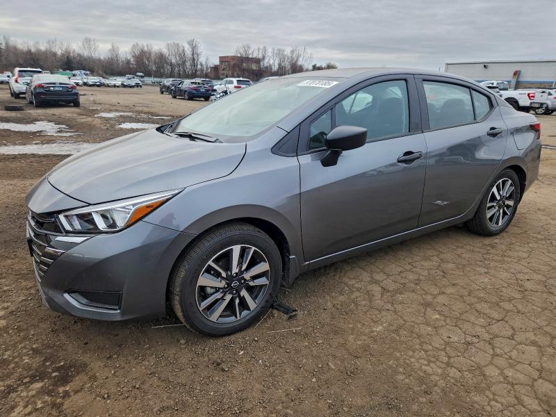 2024 NISSAN VERSA — VIN 3N1CN8DV8RL927110