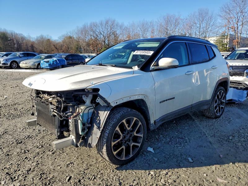 2018 JEEP COMPASS — VIN 3C4NJDCB0JT132042