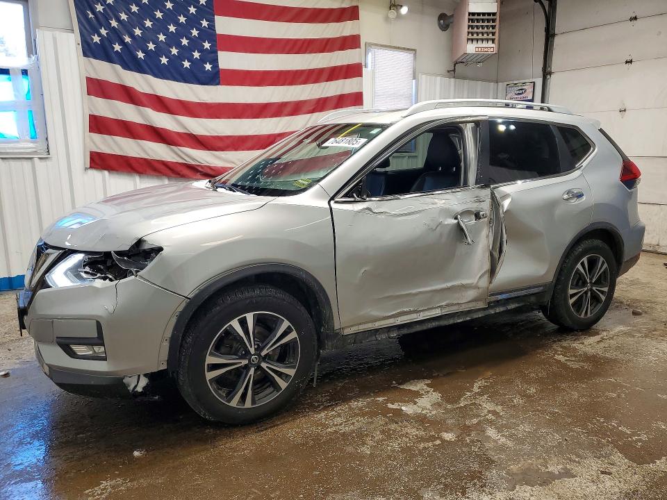 2018 NISSAN ROGUE — VIN JN8AT2MV1JW303224