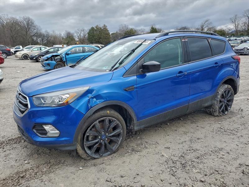 2019 FORD ESCAPE SE — VIN 1FMCU9GD3KUB99390
