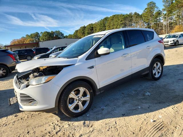 2015 FORD ESCAPE SE — VIN 1FMCU0G73FUC21335