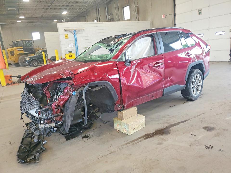 2019 TOYOTA RAV4 — VIN JTMN1RFV4KD520157