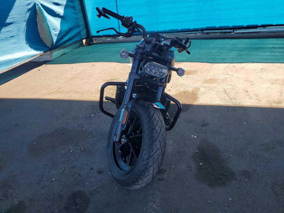 1HD1ZC42XRB309904