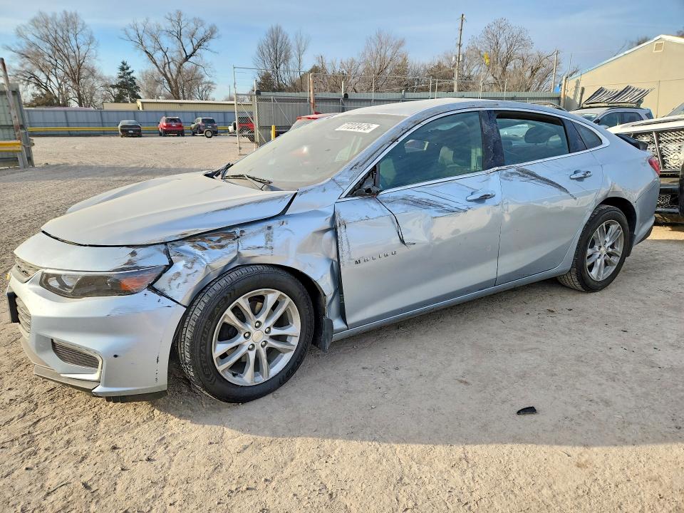2017 CHEVROLET MALIBU — VIN 1G1ZE5ST8HF193139