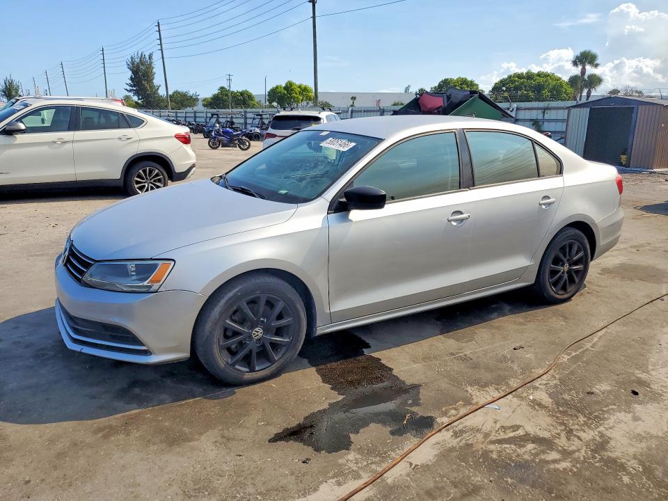3VWD17AJ6FM225931