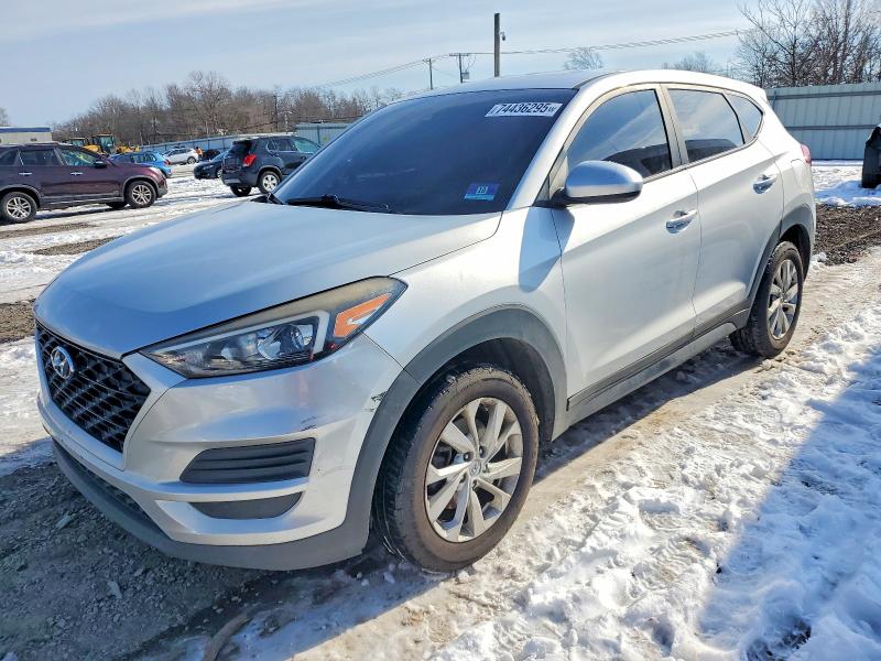 2019 HYUNDAI TUCSON SE — VIN KM8J23A45KU892318