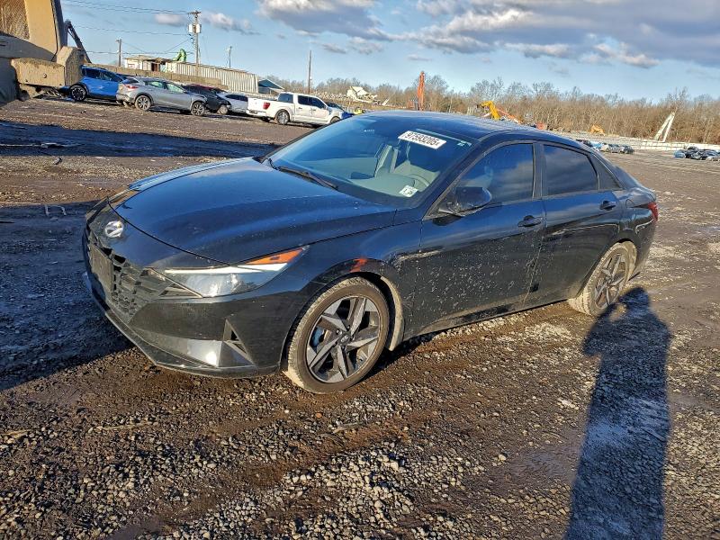 2023 HYUNDAI ELANTRA SE — VIN KMHLS4AG5PU472218