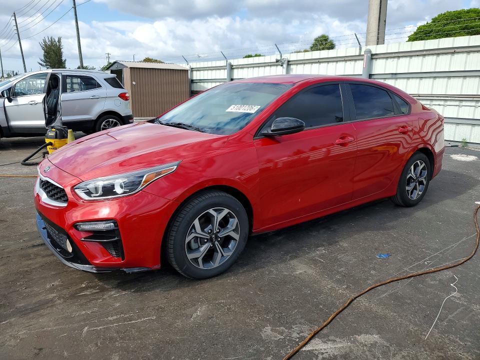 2021 KIA FORTE — VIN 3KPF24AD8ME383793