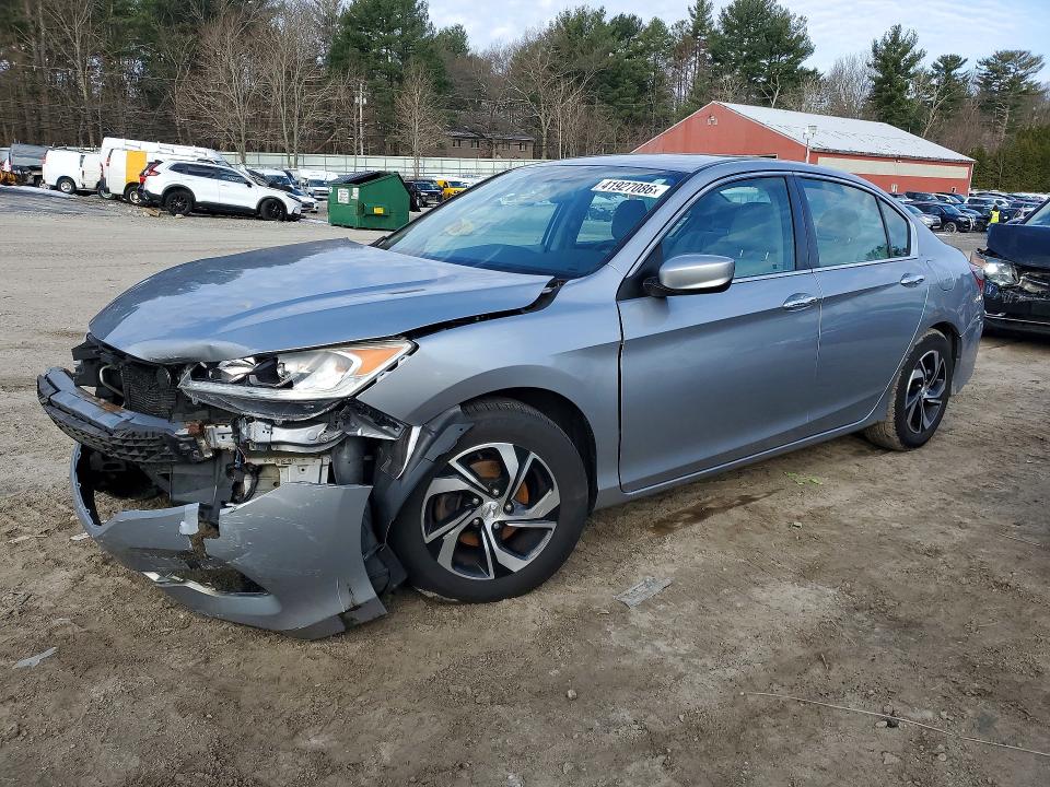 2017 HONDA ACCORD — VIN 1HGCR2F38HA094121