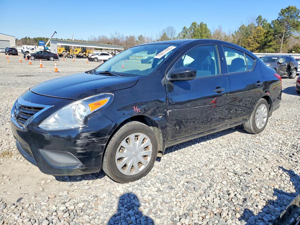 2019 NISSAN VERSA — VIN 3N1CN7AP0KL803208