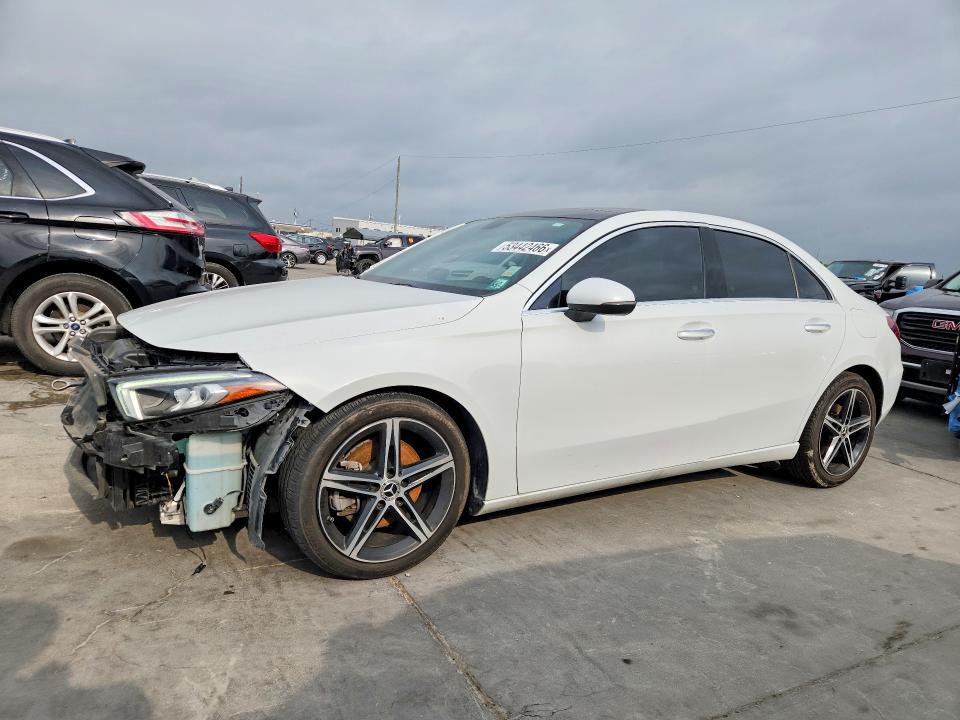 W1K3G4EB1LJ230984