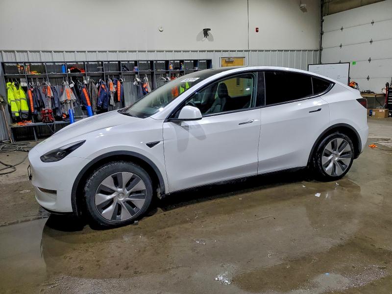 2023 TESLA MODEL Y — VIN 7SAYGAEE1PF757223
