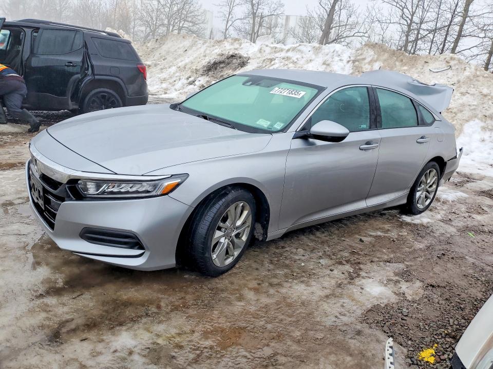2018 HONDA ACCORD — VIN 1HGCV1F17JA163679