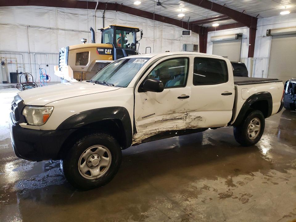 2015 TOYOTA TACOMA — VIN 5TFLU4EN0FX110091