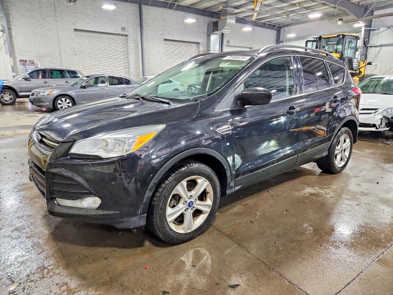 2015 FORD ESCAPE SE — VIN 1FMCU9G95FUB67610