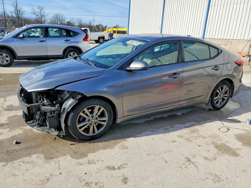 2018 HYUNDAI ELANTRA SE — VIN 5NPD84LF1JH245346