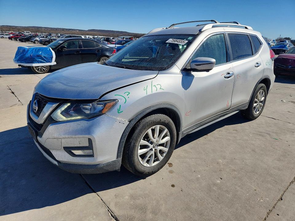 2017 NISSAN ROGUE — VIN KNMAT2MV2HP514240