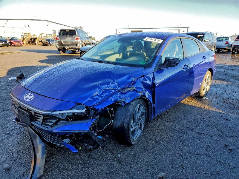 2025 HYUNDAI ELANTRA SE — VIN KMHLM4DGXSU040755