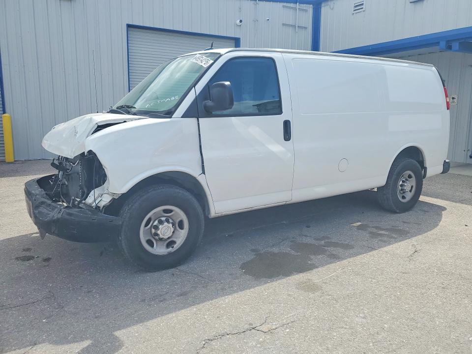 2015 CHEVROLET EXPRESS G2500 — VIN 1GCWGFFF1F1108294