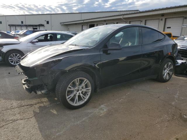 2023 TESLA MODEL Y — VIN 7SAYGDEF9PA052757